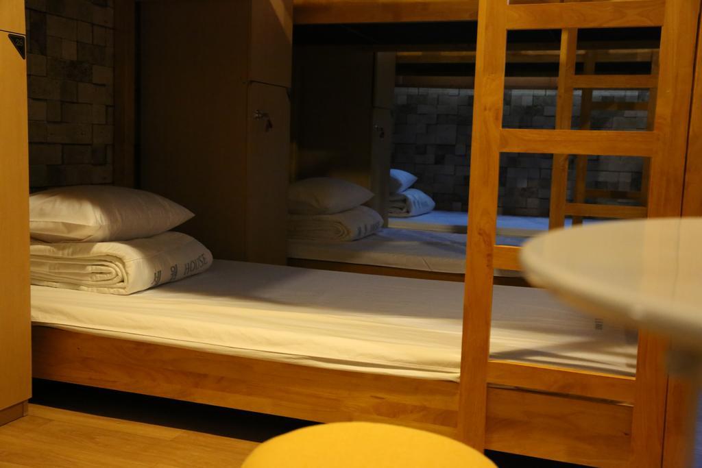 Yes Guesthouse Пусан Екстериор снимка